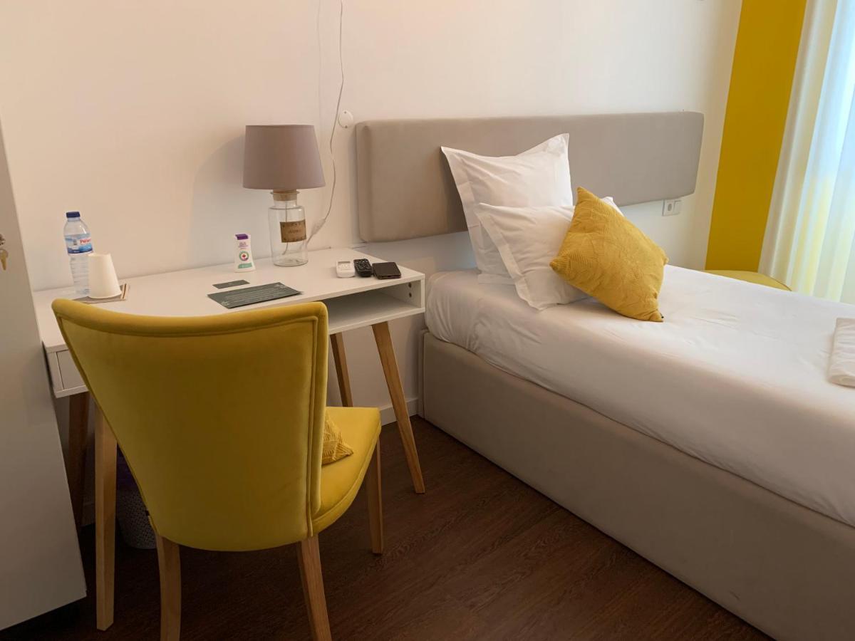 Pharmacia Guesthouse โกอิมบรา ภายนอก รูปภาพ